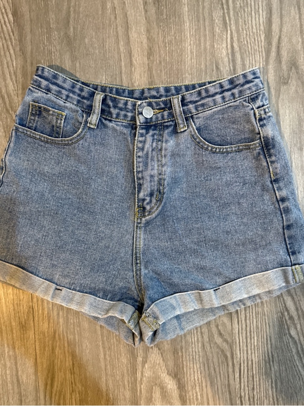 SHEIN Rolled-Hem Denim Shorts in Blue